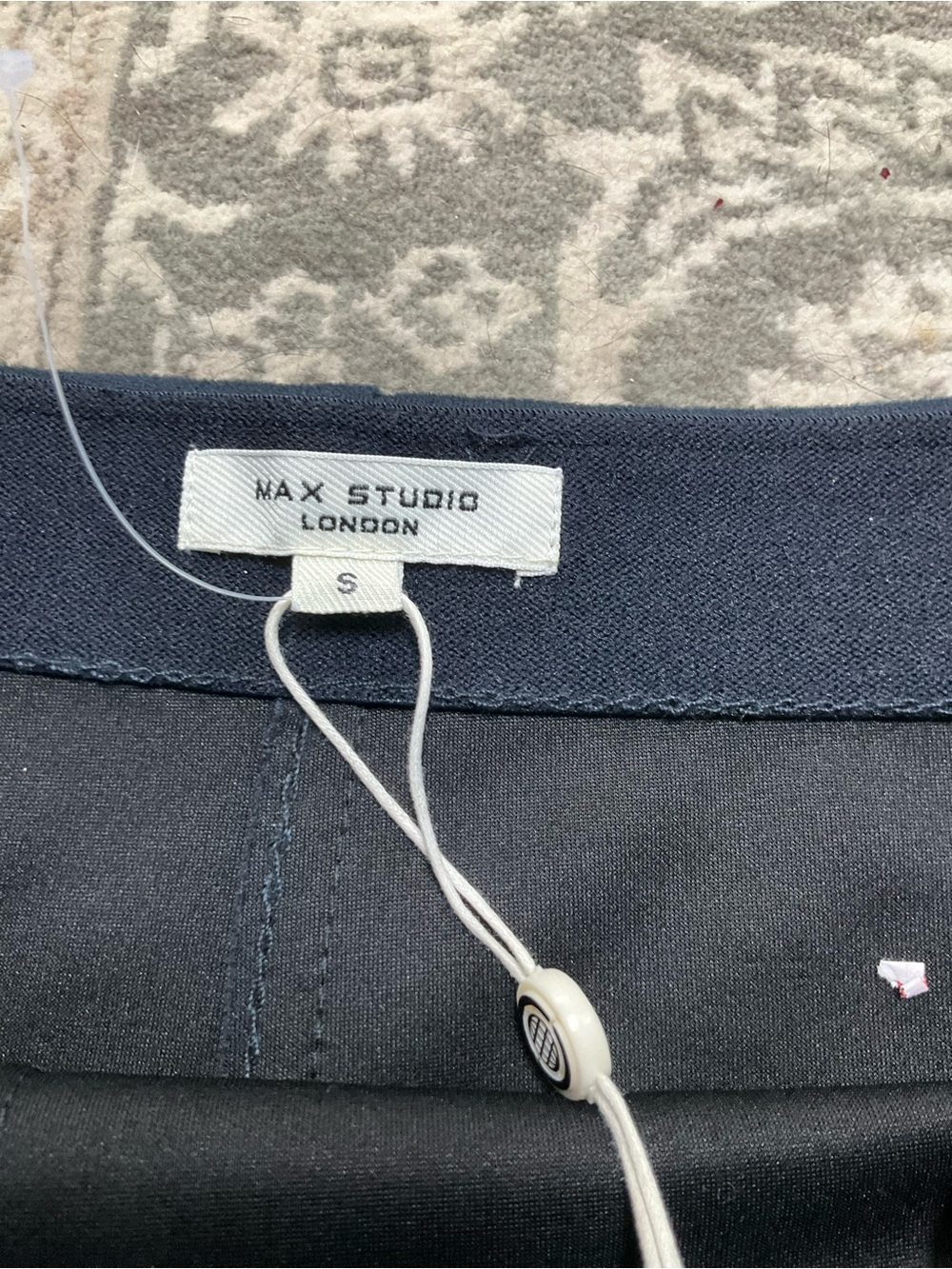 Max Studio London Suede Dark Navy Mini Skirt Small - Picture 4 of 5